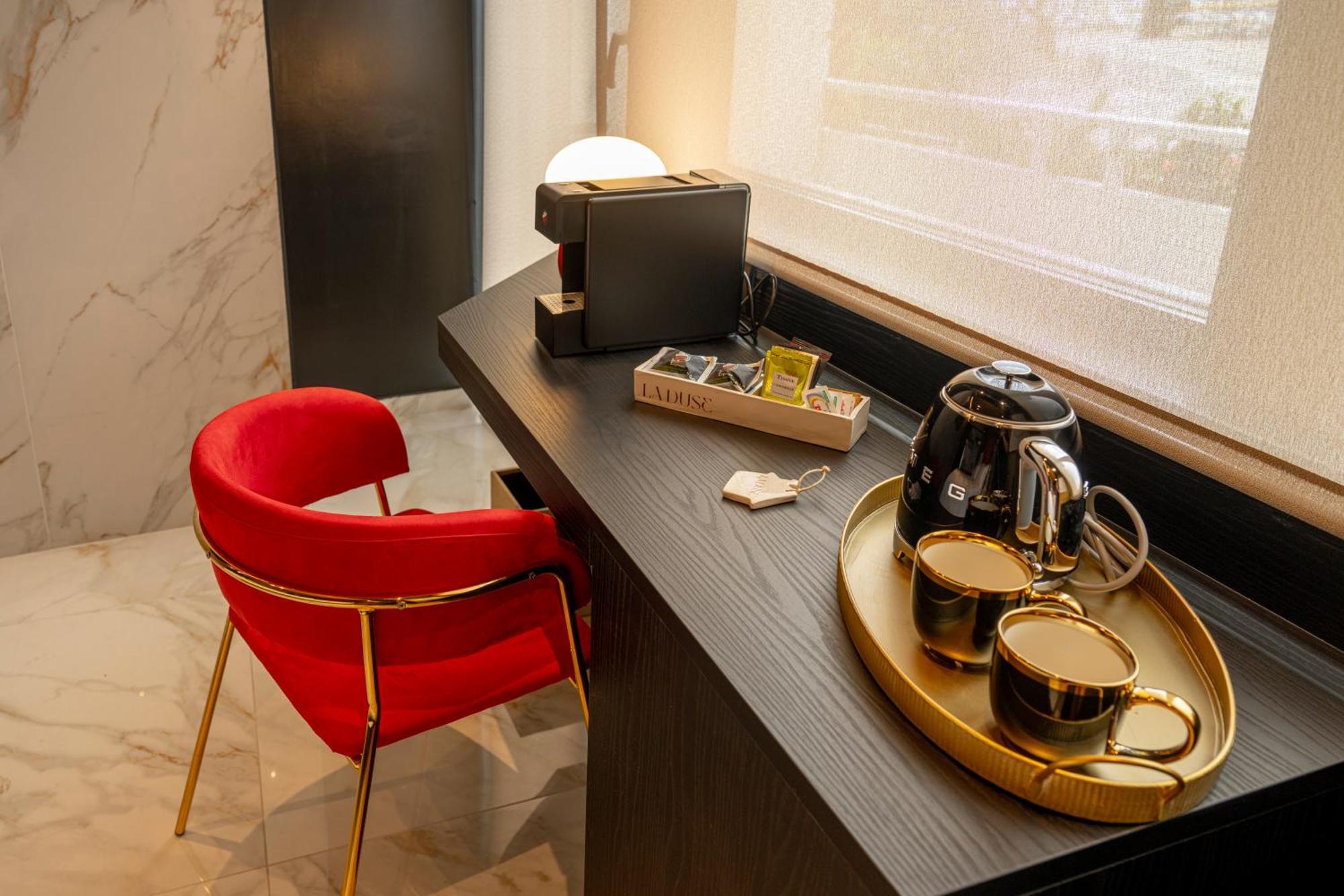 La Duse Luxury Rooms Pescara Bagian luar foto
