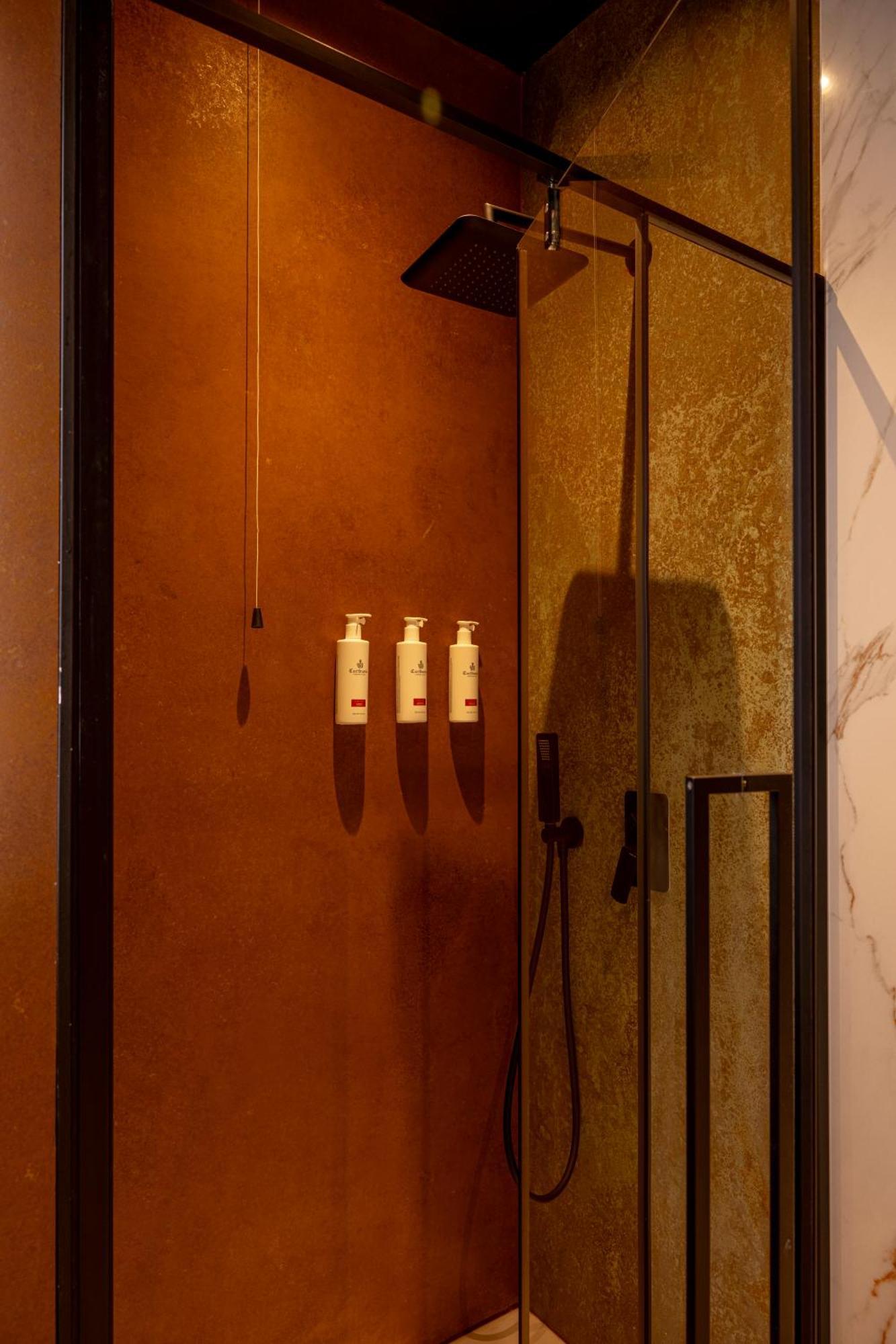 La Duse Luxury Rooms Pescara Bagian luar foto